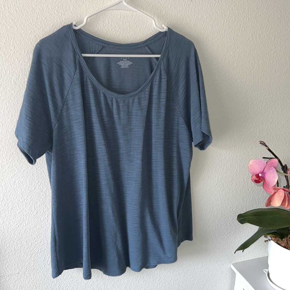 Lane Bryant like new 18/20 short sleeve top #1